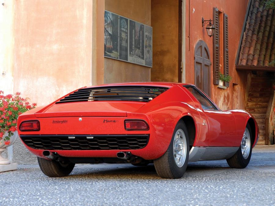  Lamborghini Miura P400 1966 года  (фото 6 из 16)